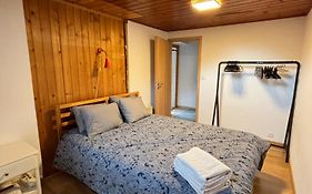 Quiet 2 Bedroom Apartments